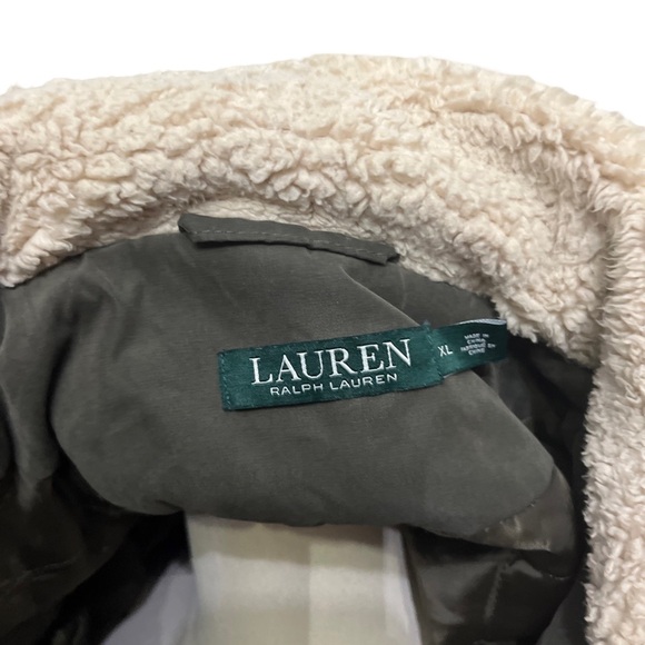 Ralph Lauren Women's  Coat- size XL - Picture 6 of 7